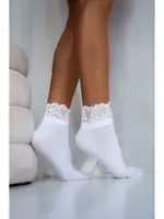 Milena Dámske Ponožky S Širokou Čipkou Biele