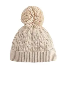 Next Čiapky  krémová