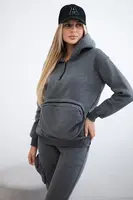 Zateplená souprava s ozdobnou kapsou grafitová melanž