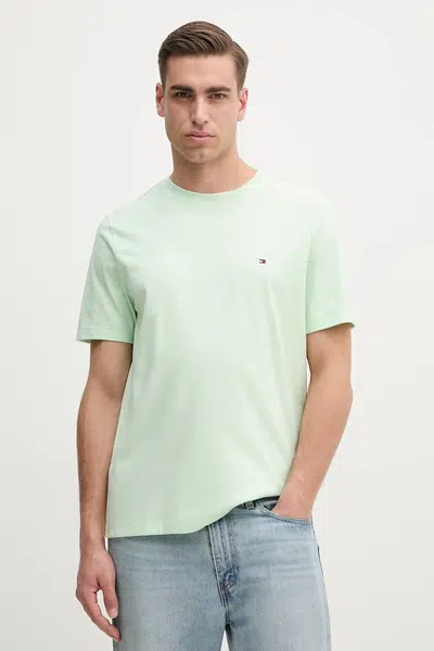 Bavlněné tričko Tommy Hilfiger zelená barva, MW0MW39995