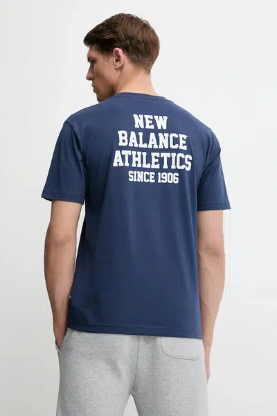 Bavlněné tričko New Balance pánské, tmavomodrá barva, s potiskem, MT51526NNY