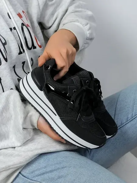 Resti Women's platform sports sneakers Revided