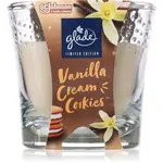 GLADE Vanilla Cream Cookies vonná sviečka 112 g