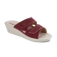 Dámske šľapky na kline červené veľ. 40