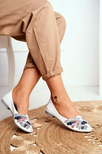 Dámské Kožené Baleríny Maciejka Bílé