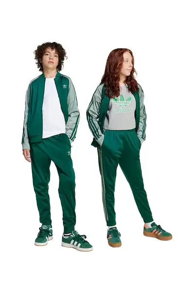 Dětské tepláky adidas Originals zelená barva, s aplikací, JD1616