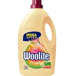 Woolite Keratin Tekutý prací prostředek na barevné prádlo Fruity 4,5 l