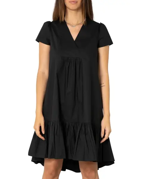 Černé mini šaty s krátkým rukávem