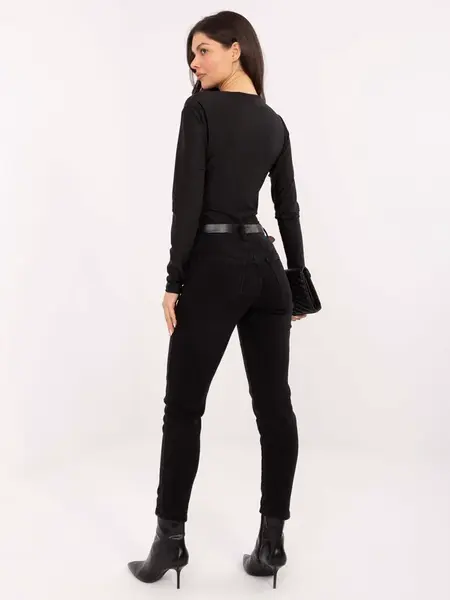 Čierne rovné rifle