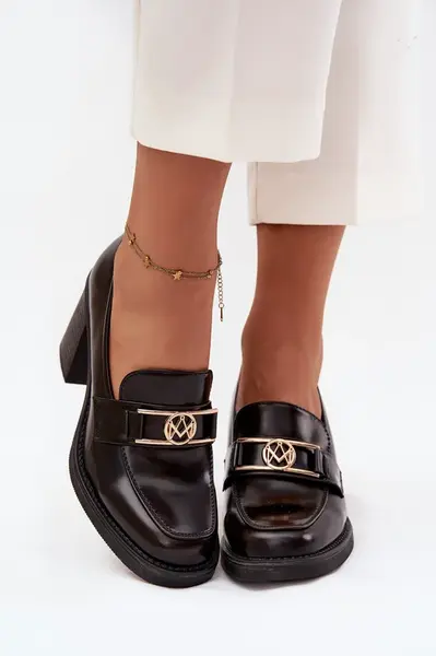 Dámské polobotky s podpatkem a zlatým detailem