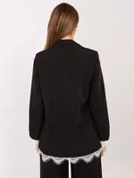 Černé sako s krajkovým lemem