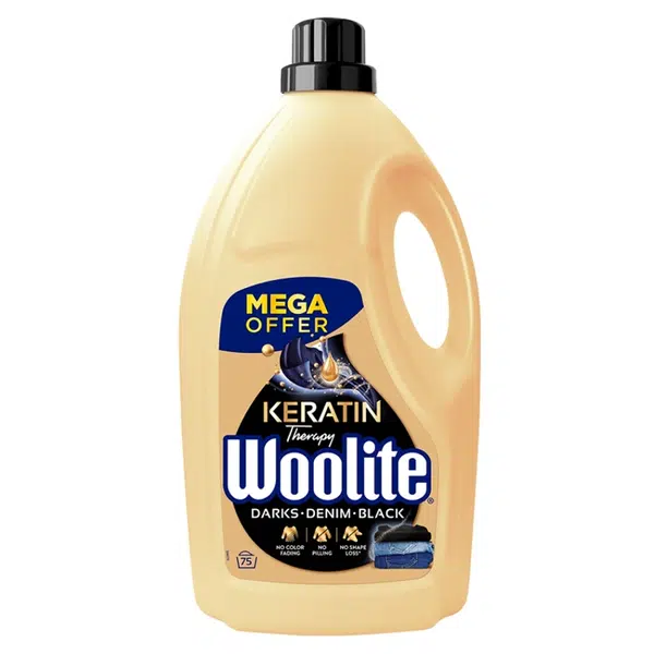 WOOLITE Keratin Therapy Darks Denim Black Tekutý prací přípravek 75 praní 4,5 l