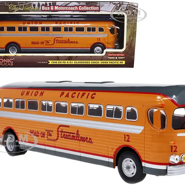 1948 GM PD-4151 Silversides Coach Bus "Union Pacific Road of the Steamliners" "Vintage Bus &amp; Motorcoach Collection" 1/43 Diecast Model by Iconic