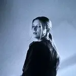 Tereza Kutrová – V cizích zrcadlech