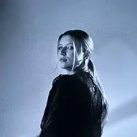 Tereza Kutrová – V cizích zrcadlech