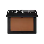 NARS Fixační pudr Light Reflecting (Pressed Setting Powder) 10 g Sable