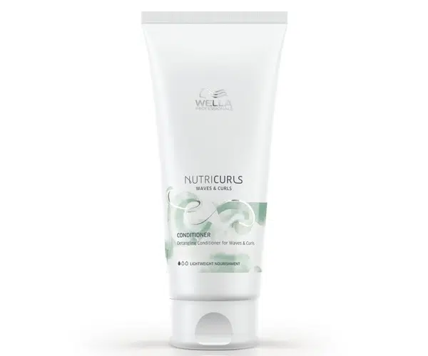 Vyživující péče pro kudrnaté vlasy Wella NutriCurls for Waves a Curls - 200 ml (99240060947) + dárek zdarma
