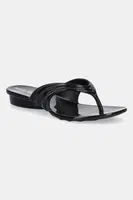 Žabky Melissa MELISSA FLIP FLOP DIESEL AD dámské, černá barva, na plochém podpatku, M 36151