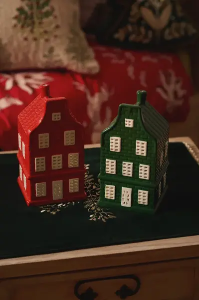 Dekorativní svícen Medicine červená barva