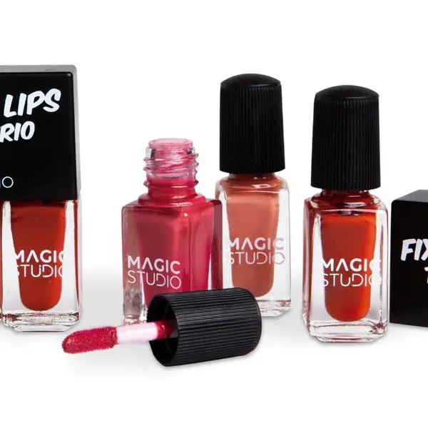 Magic Studio Shaky sada lesků na rty 3x3 ml
