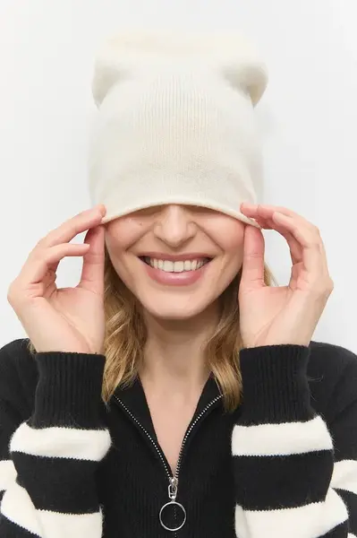 Vlněná čepice Answear.LAB