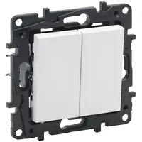 Dvojpólový vypínač 863105 biely