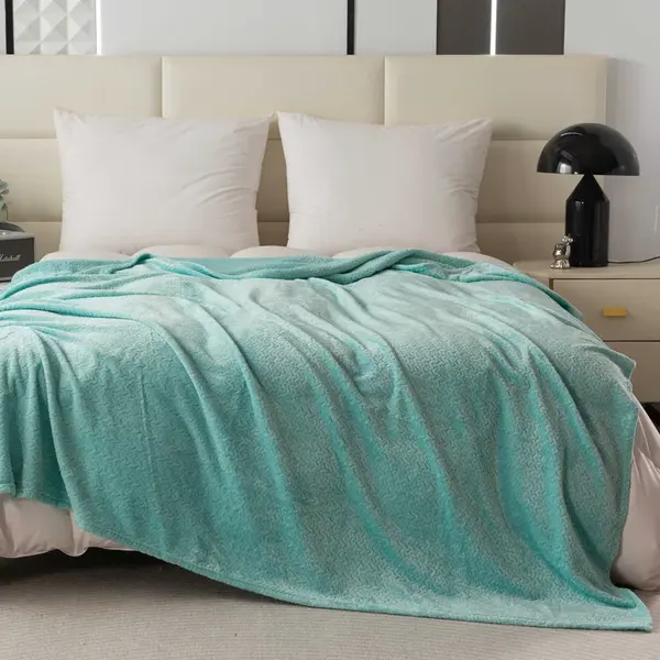 Mikroplyšová deka so vzorom BREEZE mentolová Rozmer: 160 x 200 cm