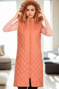 Z9718 DEWBERRY WOMEN'S VEST-TAN