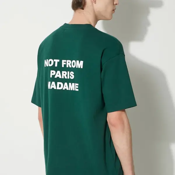 Bavlněné tričko Drôle de Monsieur Le T-Shirt Slogan zelená barva, s potiskem, PERM-TS203-CO002-DGN