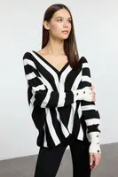 Trendyol Black Deep V Neck Striped Knitted Sweater