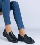 Gemre Black classic loafers with tassels Esitta