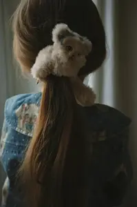 Konges Sløjd  scrunchie gumička dětská KITTY FURRY HAIR ELASTIC