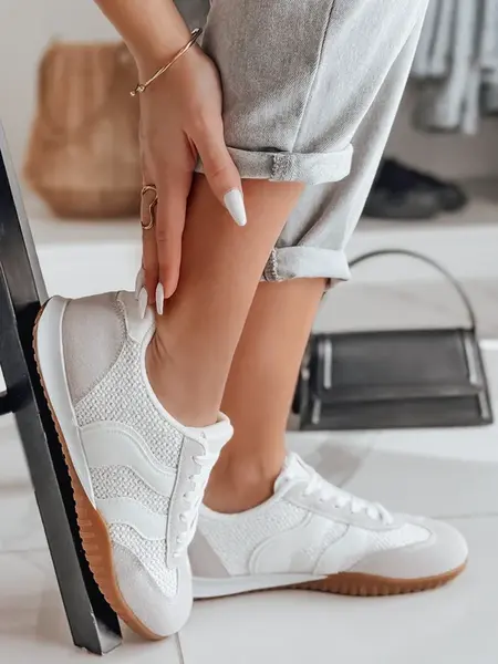 Dámské sportovní tenisky INFAMES bílé