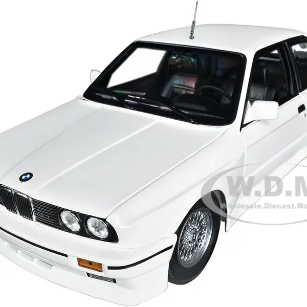 1987 BMW M3 Street White 1/18 Diecast Model Car by Minichamps