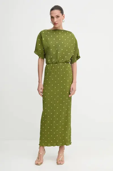 Šaty Never Fully Dressed