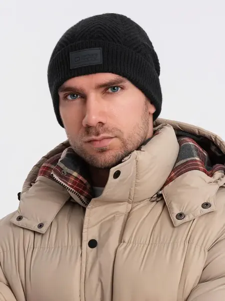 Ombre Men's knitted sweater-knit cap with patch - black