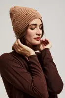 Marisse Knitted Hat With Beads