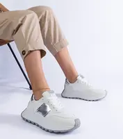 D/CEO White trainers Justar