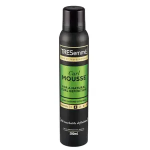 TRESemmé Penové tužidlo na kučeravé vlasy Botanique ( Curl Conditioning Mousse) 200 ml