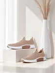 Resti Women's sports shoes made of material Agafia