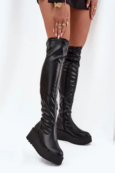 Boto Dámské Kozačky Nad Kolena Na Platformě A S Jemným Klínem Černé Lydira