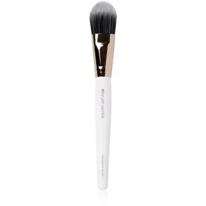 Brushworks Foundation Brush plochý štetec na make-up 1 ks