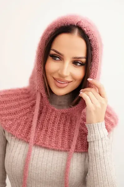 Polski Dámska čiapka s kapucňou z jemným vzorom a šnúrkami tmavo ružová