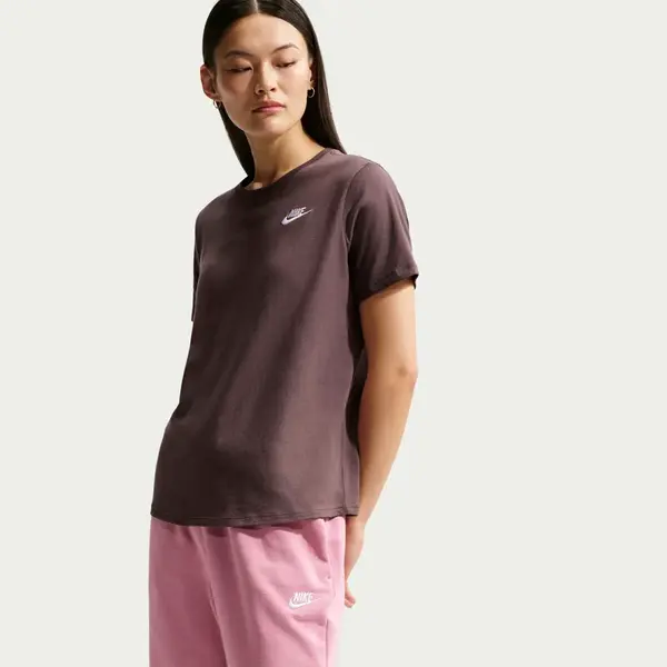Nike Sportswear Club Essentials L