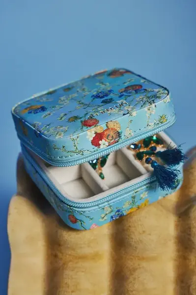 Šperkovnice Medicine