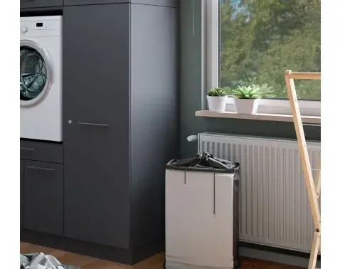 Víceúčelová skříň s policemi Mr. Sauber, antracitová