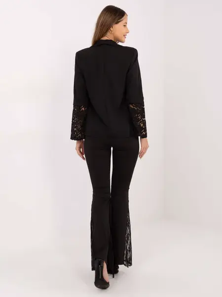 Čierne nohavice s čipkou