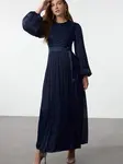 Trendyol Večerné šaty  námornícka modrá