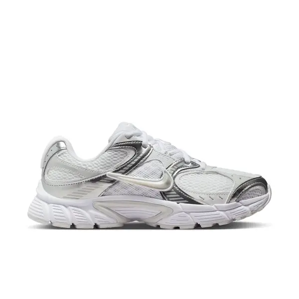 Nike V5 RNR 40