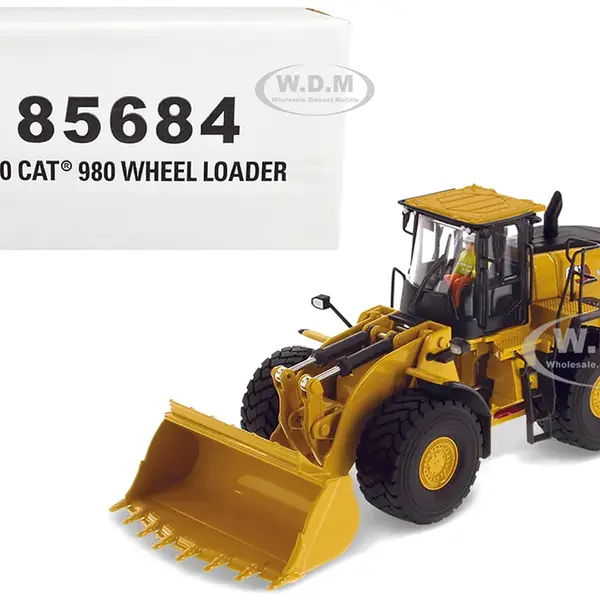 CAT Caterpillar 980 Wheel Loader Yellow with Operator "High Line Series" 1/50 Diecast Model by Diecast Masters